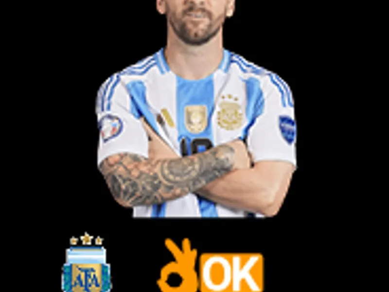 Người chơi đang tập trung vào bàn Blackjack với biểu đồ chiến lược